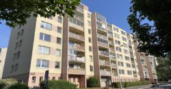 1+kk 26 m2 /L s výhledem do klidné ulice a zeleně P8-Lešenská ul.