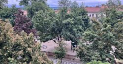 Krásný prostorný 3+kk+šatna  87m2,  v domě z období secese, se zahradou, reprezentativní lokalita P2 Vinohrady – Slovenská ul.