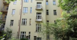 Krásný prostorný 3+kk+šatna  87m2,  v domě z období secese, se zahradou, reprezentativní lokalita P2 Vinohrady – Slovenská ul.
