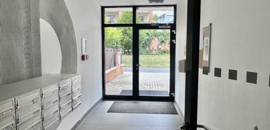 2+kk/B+sklep 51m2 areál Rezidence Podbaba P6 Lindleyova ul.