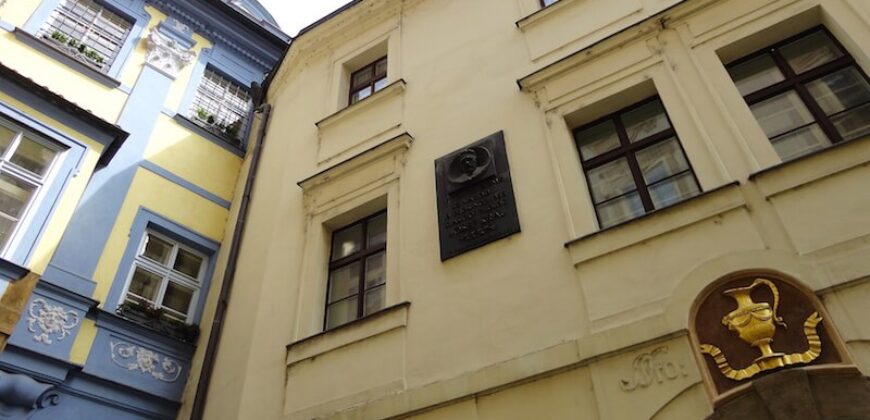 Dům U Zlaté konvice – Praha 1 ul. Melantrichova